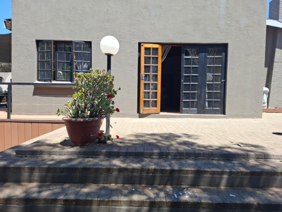 5 Bedroom Property for Sale in Bayswater Free State